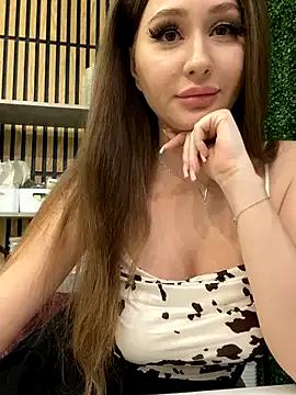 Deonta_ — FINGERING ASS IN DOGGY AT WORK 