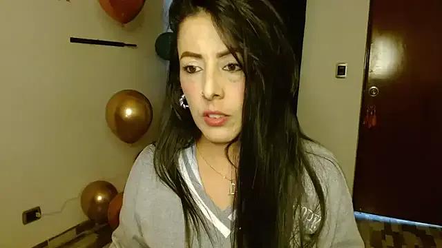 ella_peck on StripChat 