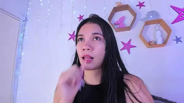 Emiily_Parkerr on StripChat 