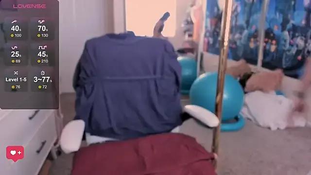 Evie-Luna on StripChat 