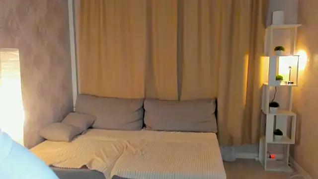 GenevaArton on StripChat 