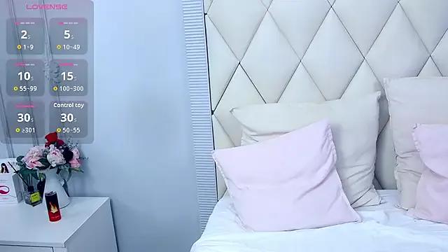 GinaBear — Freechat on StripChat