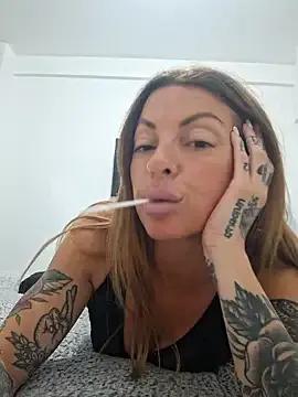 goddessfoxyla on StripChat 