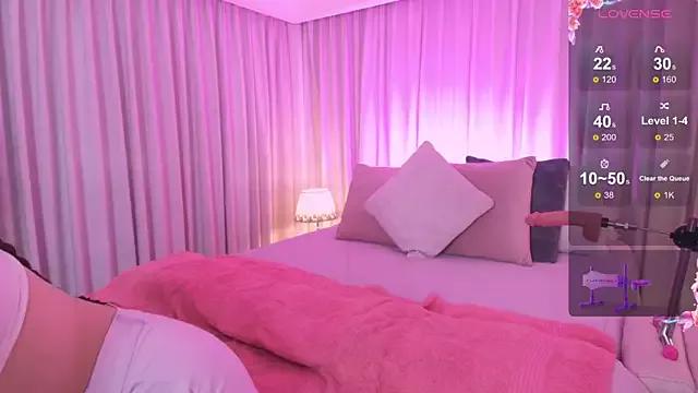 Freechat hanna_danna on StripChat