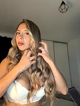 iam_sofia__ — FLASH  PUSSY 