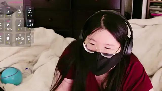 Kara-Nuna on StripChat 