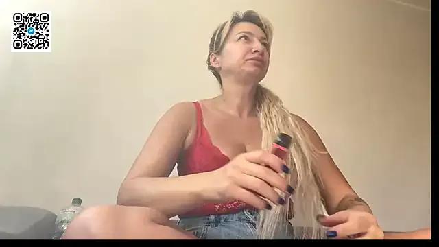 Lapussia on StripChat