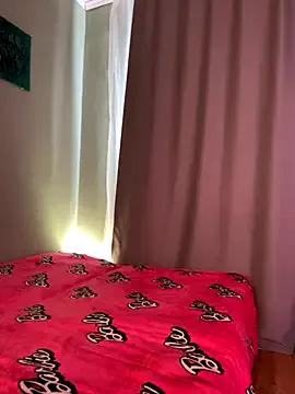Lunna_reed on StripChat 