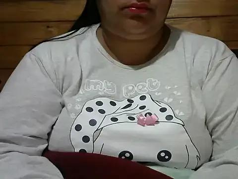 MARRENTINHA34 on StripChat 