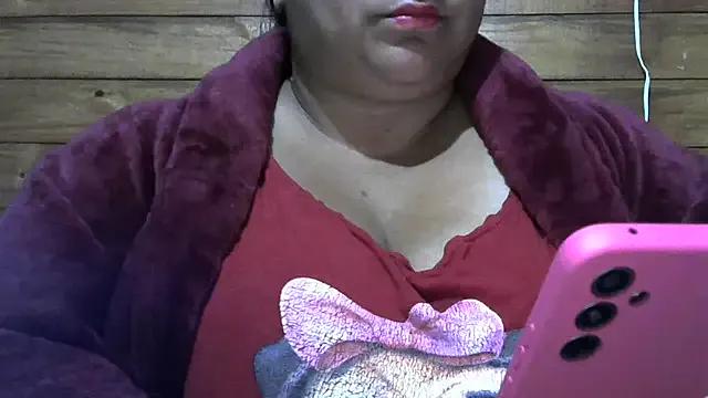 MARRENTINHA34 on StripChat 