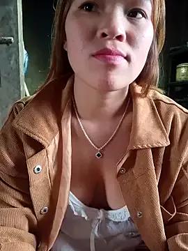 Freechat Melylyna on StripChat