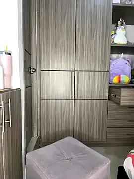 Mia_sweet80 — fingers in my pussy