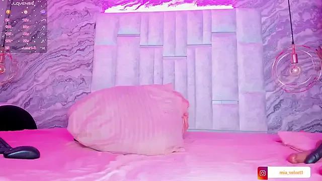 MiaVelveett — DEEP FRONT RIDE+RUB CLIT