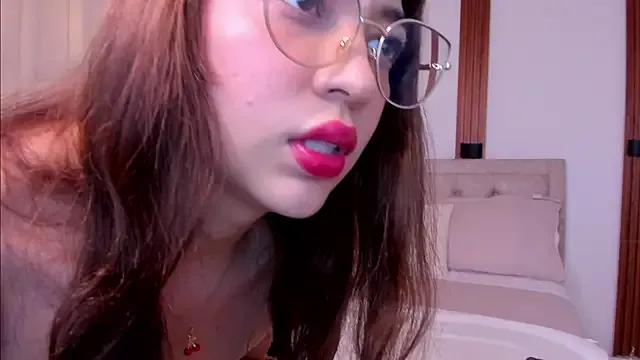 MillieBabe9 — heels + sexy dance + naked