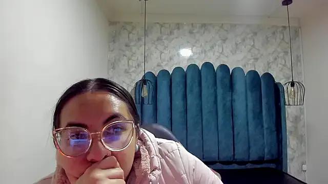 nalalye_cruzz_ — Undress me love