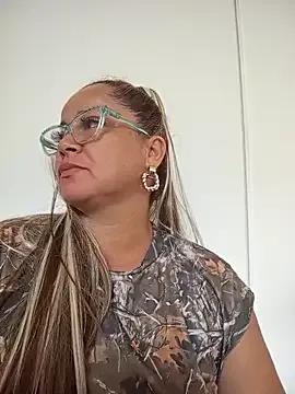 natally_ross21 on StripChat 