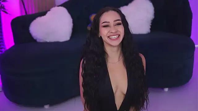 NinaSolenne — wet my pussy