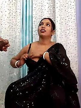 Queen_Doll on StripChat