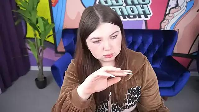 RosieMoons on StripChat