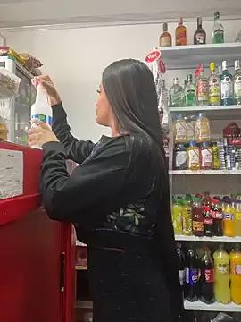 Sara_fun — Full nude in store public shh
