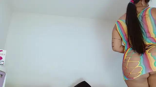 sashacreamy_ on StripChat 