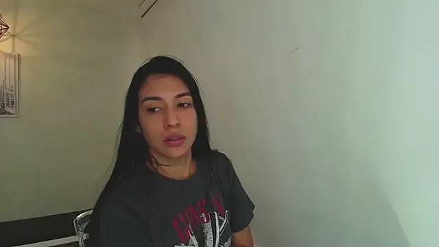 Sassy--Girl — MAKE ME CUM