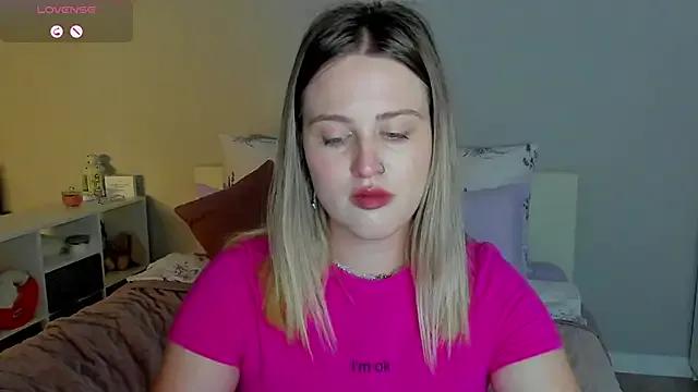 Sassy_Talkin_ on StripChat 