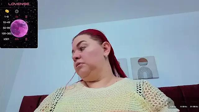 selena_castillo on StripChat 