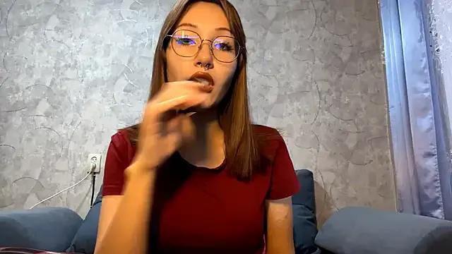 SetsukoBuddemeyer on StripChat 