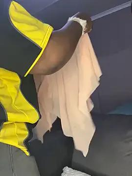 SweetCandy84 on StripChat 