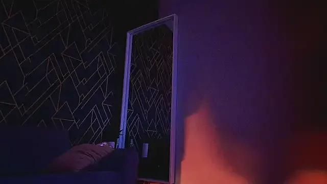 Tahara_Romanov on StripChat