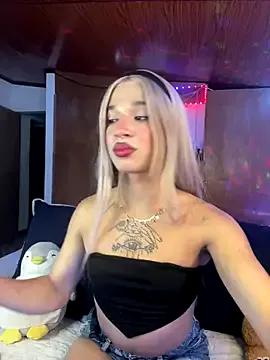 Terra_sunlight on StripChat 