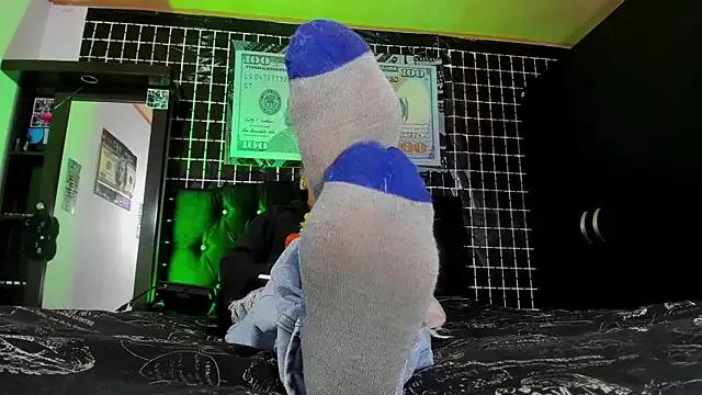 vivi-honey on StripChat 