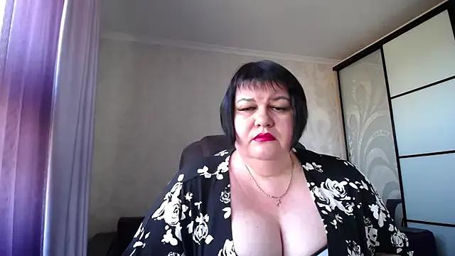 WildBerry69 — flash long labia pussy, ass bonus